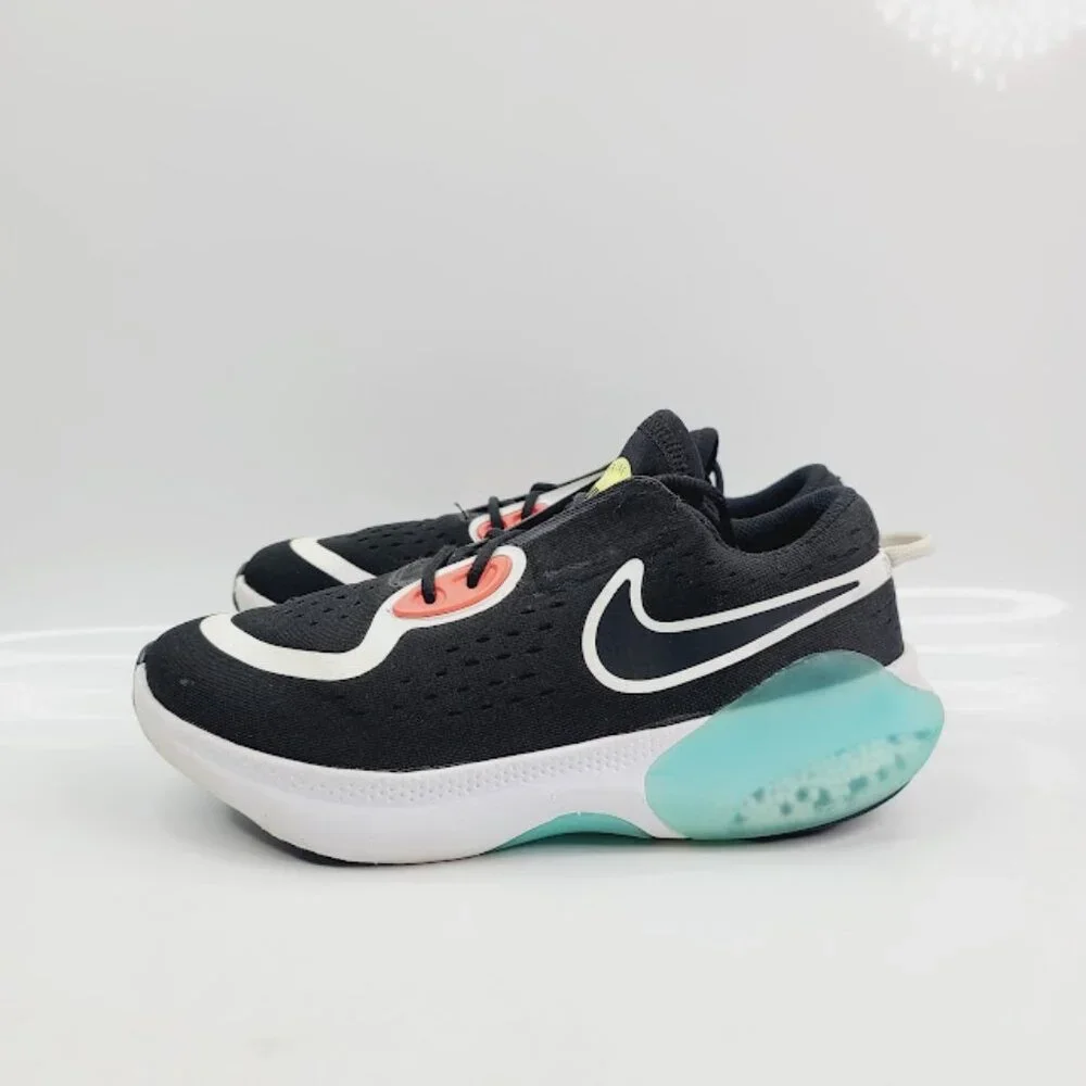 Nike Boy's Black Joyride Dual Run Mesh Athletic‎ Running Shoes Size 5Y